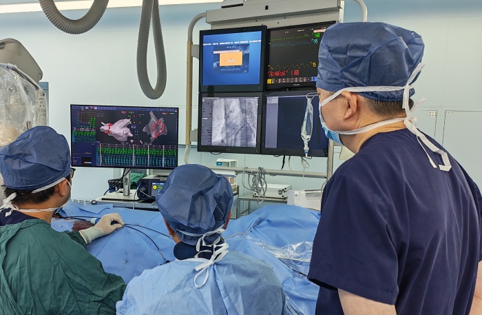 Medical tourism banner for China’s healthcare, showcasing world-class medical care available at a fraction of the cost of US healthcare and attracting thousands of global patients .